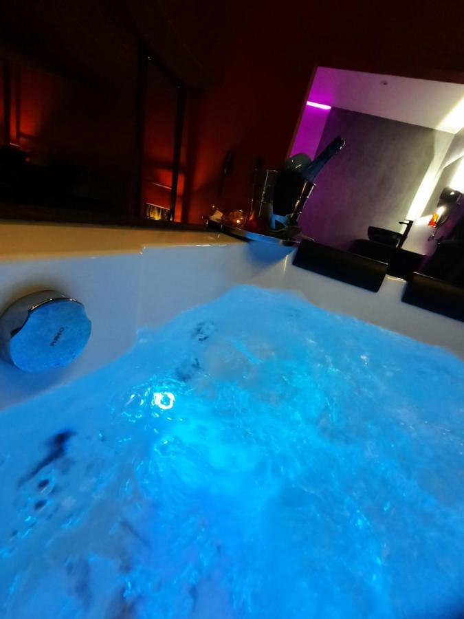 Nuits Blanches Hotel Luik Buitenkant foto